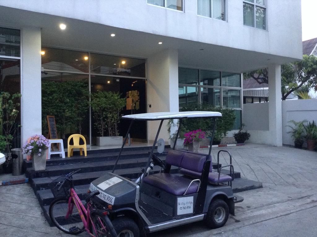 The City At Fifty Bangkok Luaran gambar