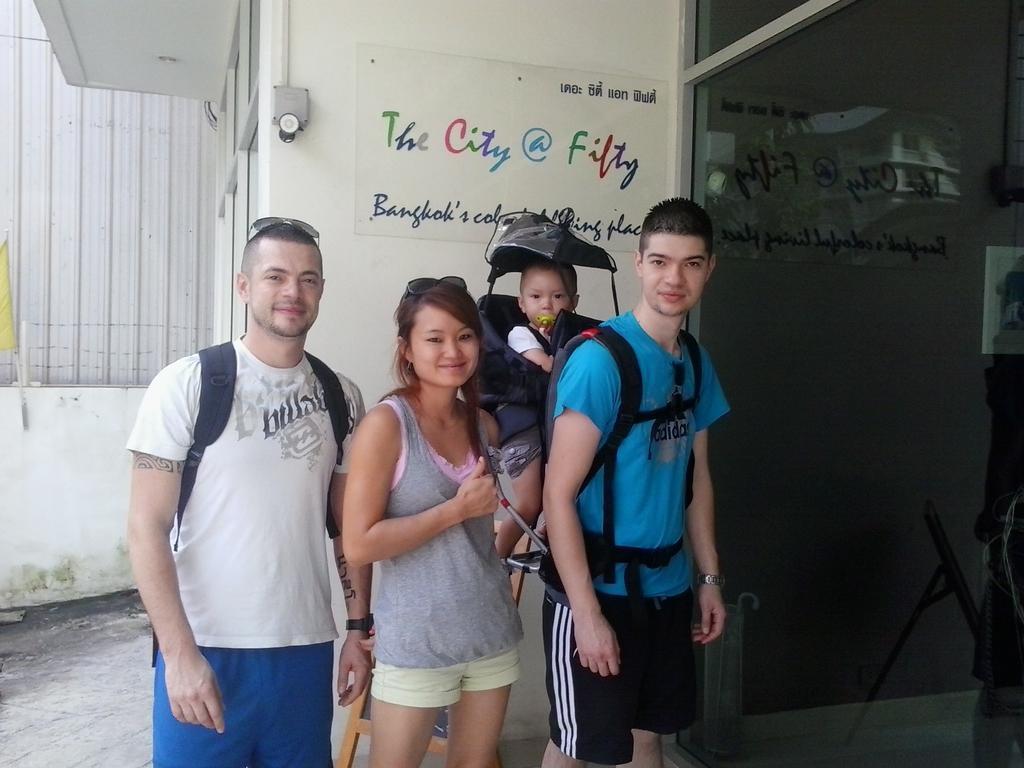 The City At Fifty Bangkok Luaran gambar