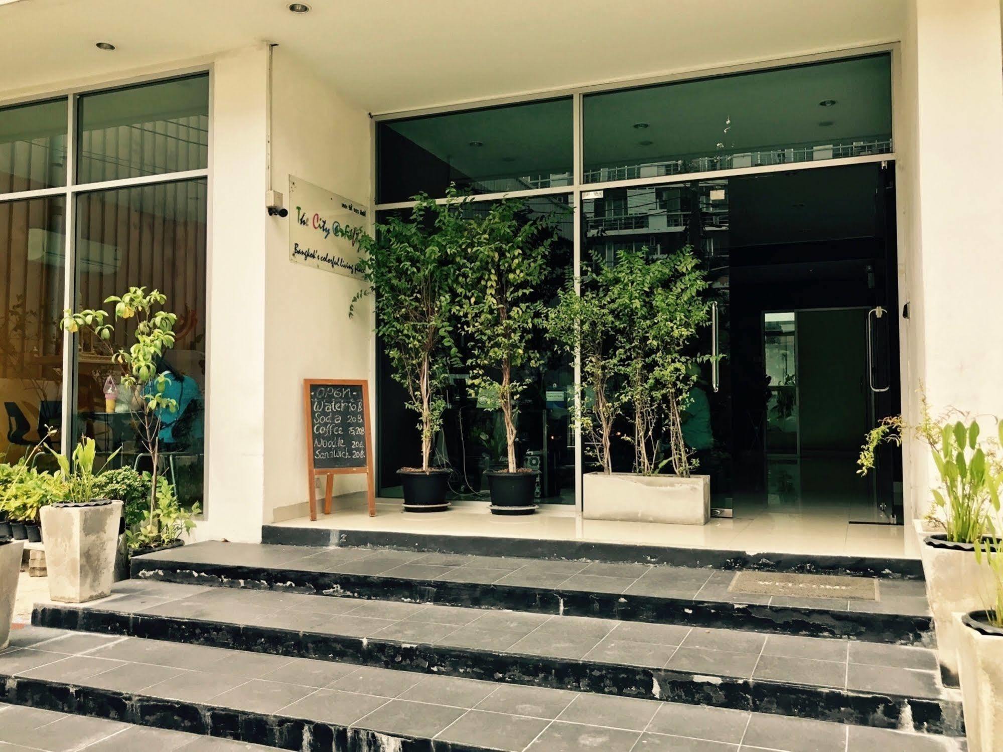 The City At Fifty Bangkok Luaran gambar